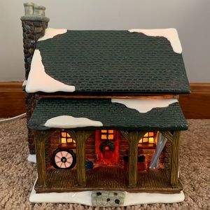 St. Nicholas Square 1989 Lighted Porcelain Christmas Log Cabin House Village